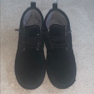 black uggs
